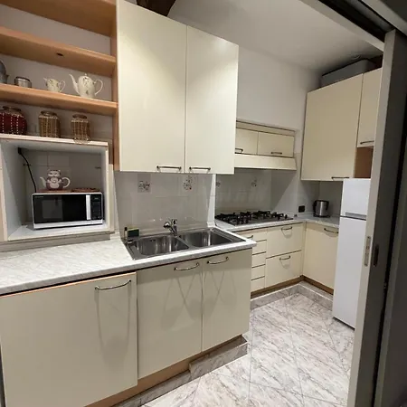 Romantica A Centro Appartement *